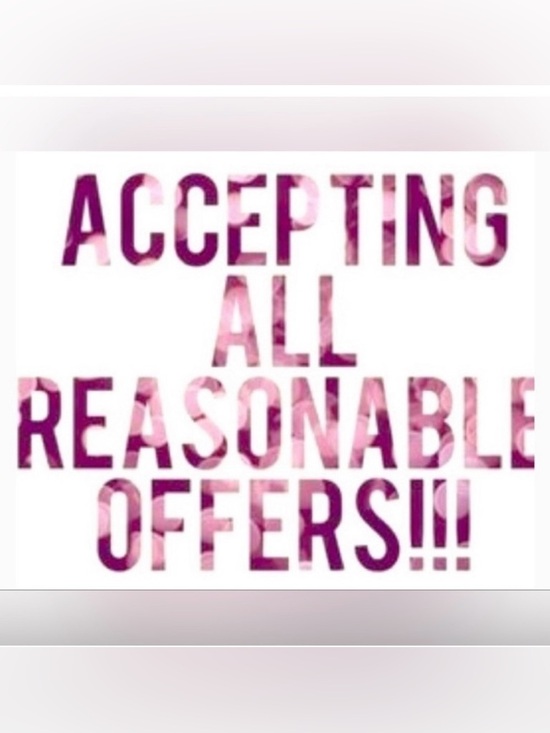 Other - MAKE AN OFFER 😊